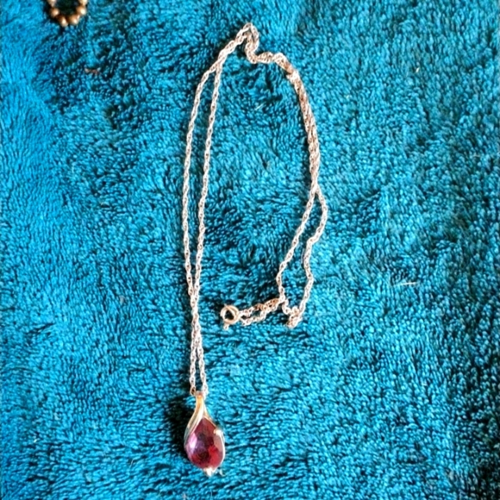 Teardrop amythist pendant on a sterling silver 10 inch necklace